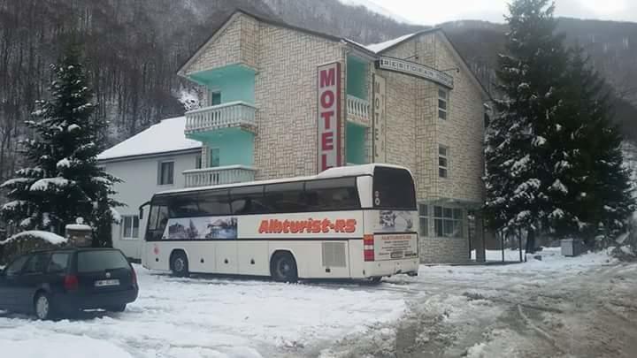 Motel Tara Mojkovac Εξωτερικό φωτογραφία